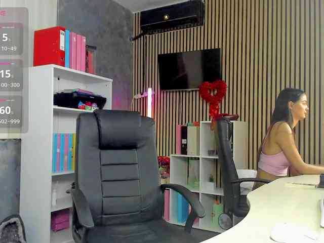 DaryaStars webcam