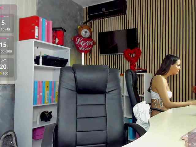 DaryaStars webcam
