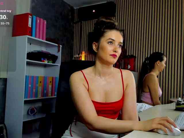 DaryaStars webcam