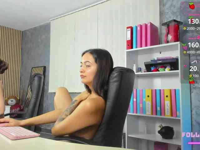 DaryaStars webcam