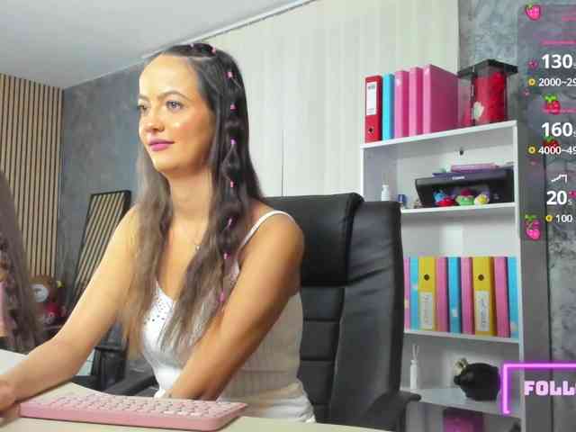 DaryaStars webcam
