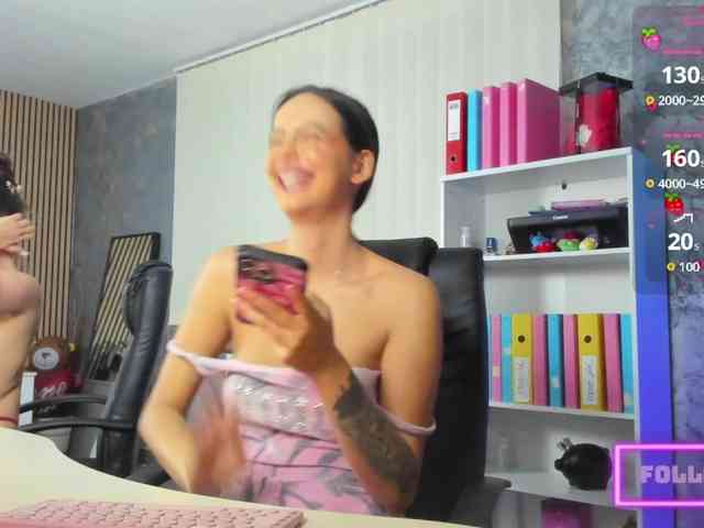 DaryaStars webcam