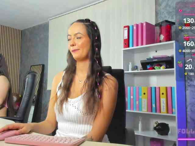 DaryaStars webcam