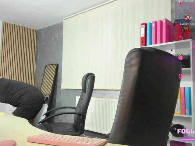 DaryaStars webcam