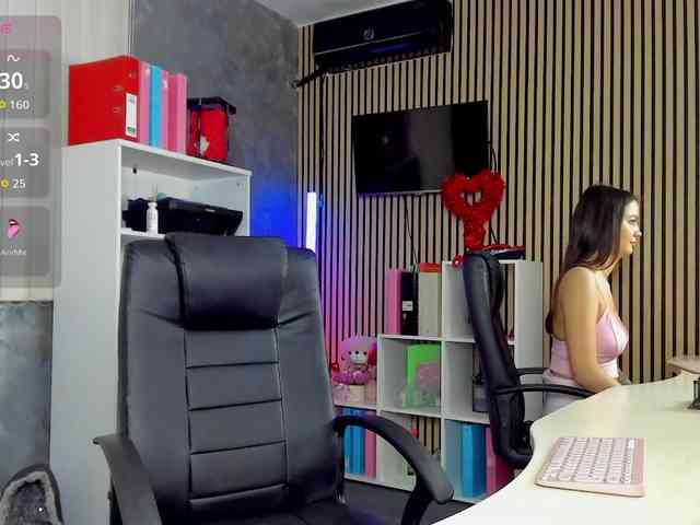 DaryaStars webcam