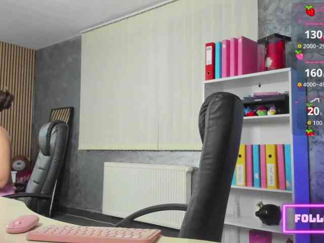 DaryaStars webcam
