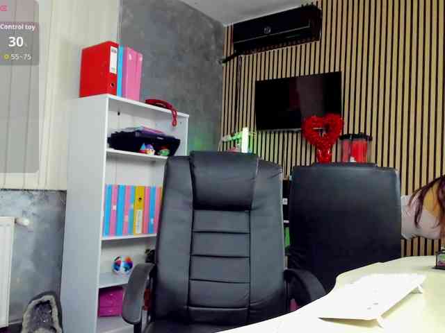 DaryaStars webcam