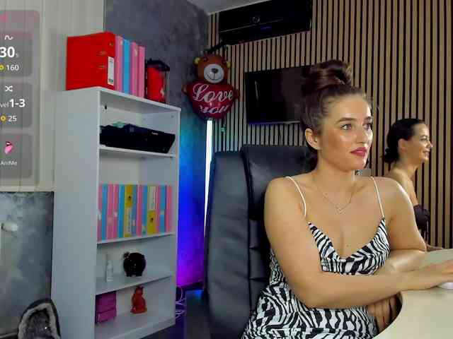 DaryaStars webcam