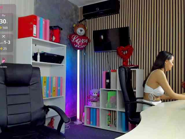 DaryaStars webcam