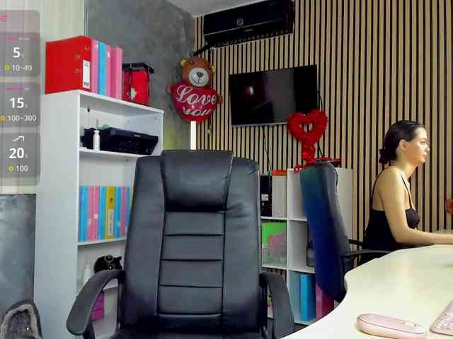 DaryaStars webcam