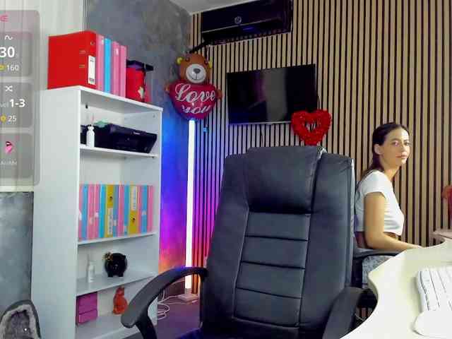 DaryaStars webcam
