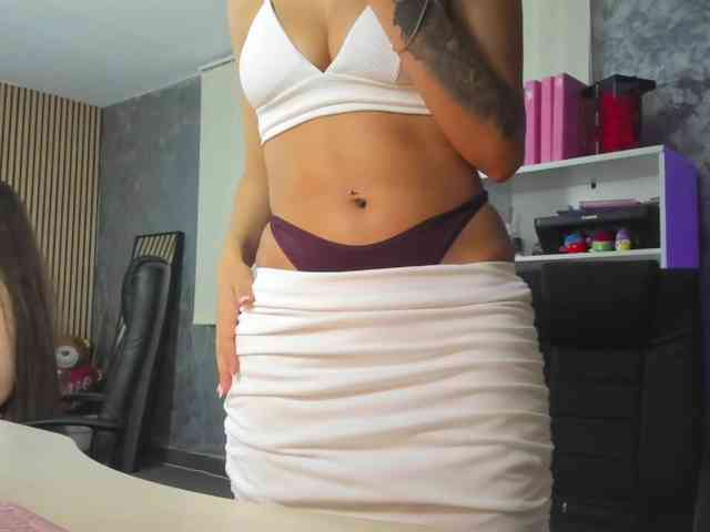 Daryastars's cam show statistics and live stream