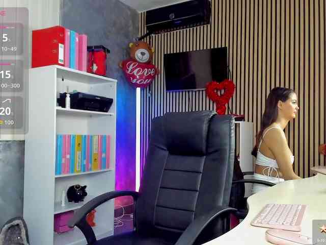 DaryaStars webcam
