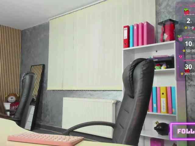 DaryaStars webcam