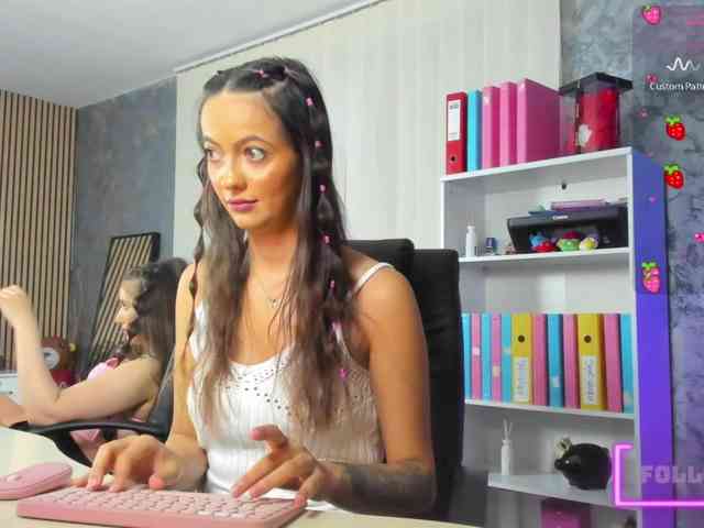 DaryaStars webcam