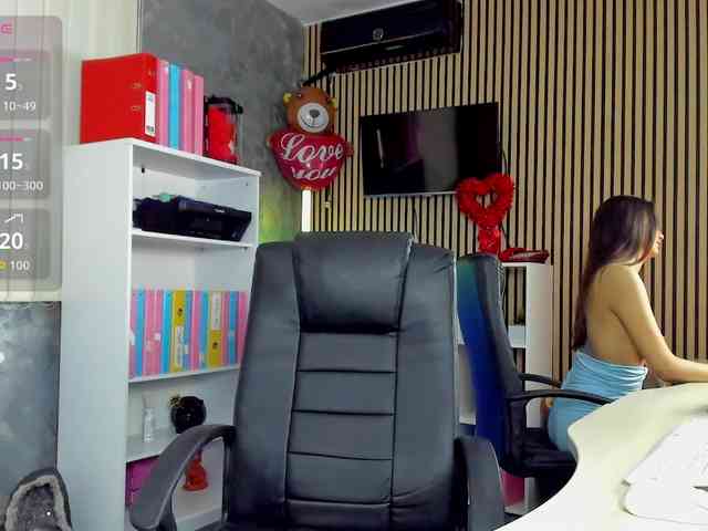 DaryaStars webcam