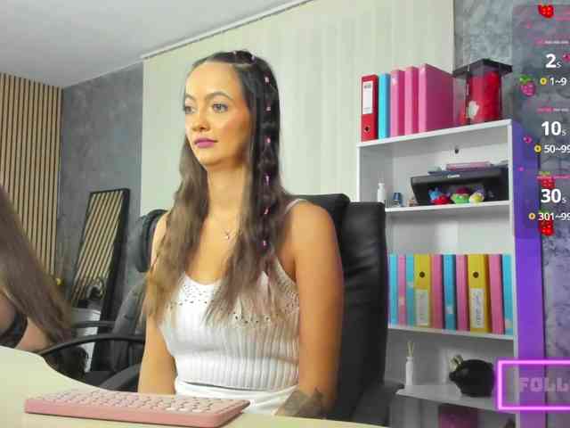 DaryaStars webcam
