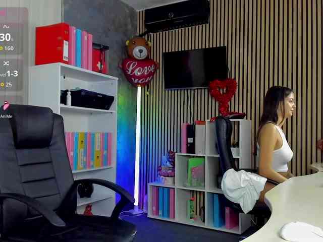 DaryaStars webcam