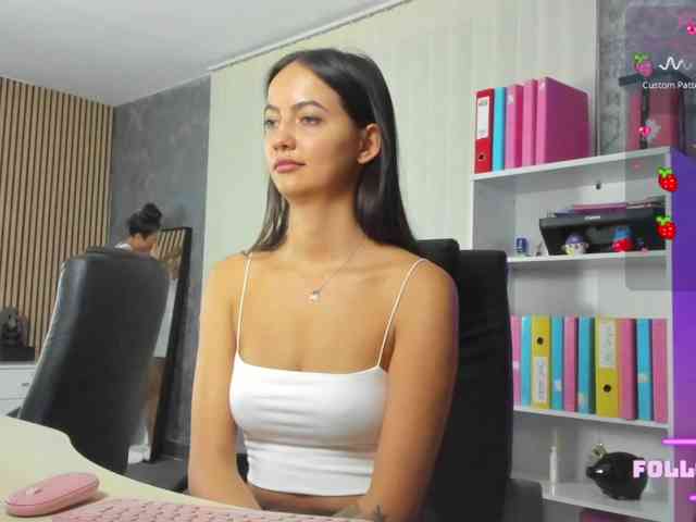 DaryaStars webcam