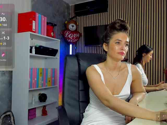 DaryaStars webcam