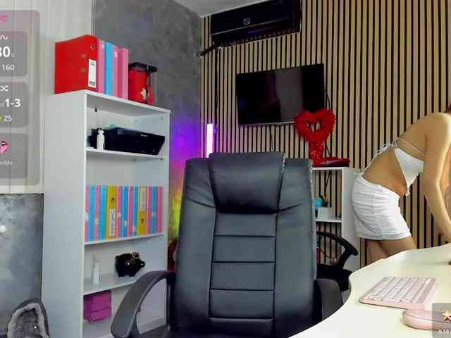 DaryaStars webcam