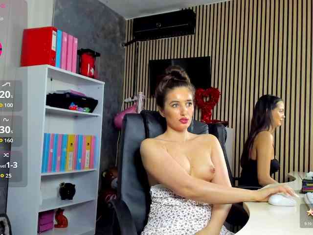 DaryaStars webcam
