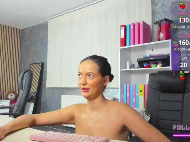 DaryaStars webcam