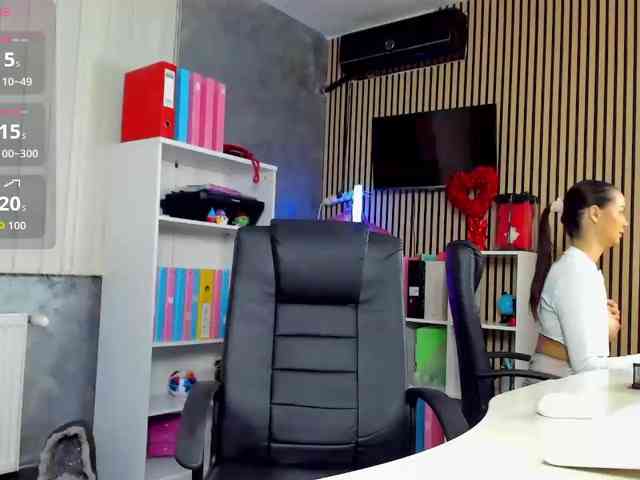 DaryaStars webcam