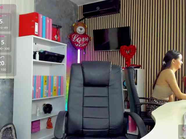 DaryaStars webcam