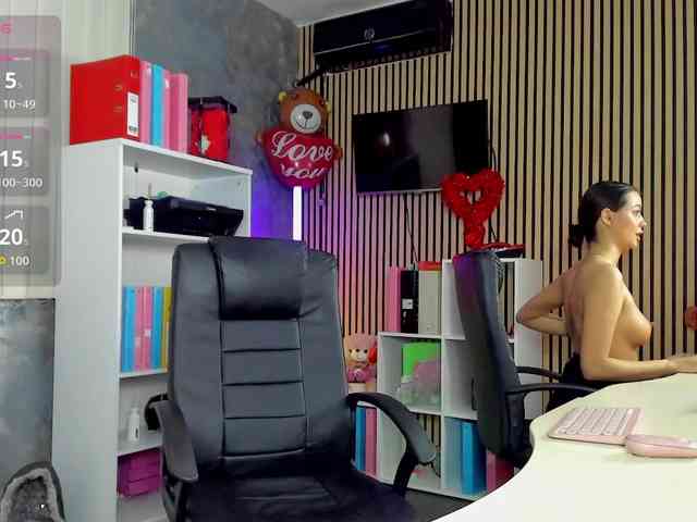DaryaStars webcam