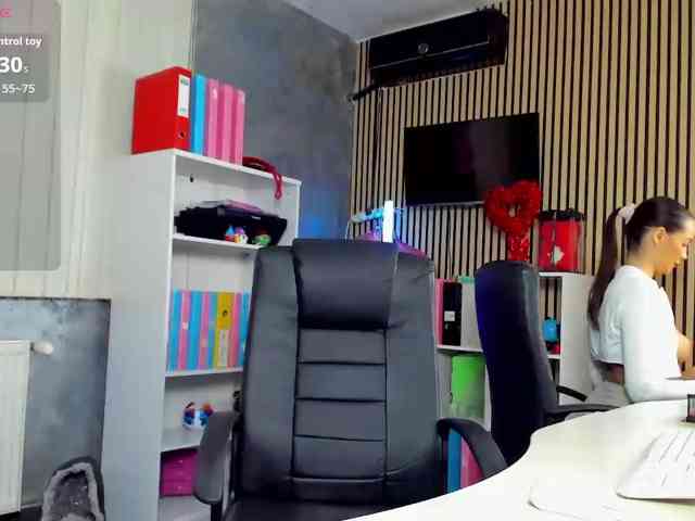 DaryaStars webcam