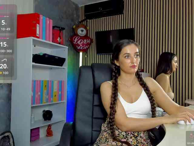DaryaStars webcam