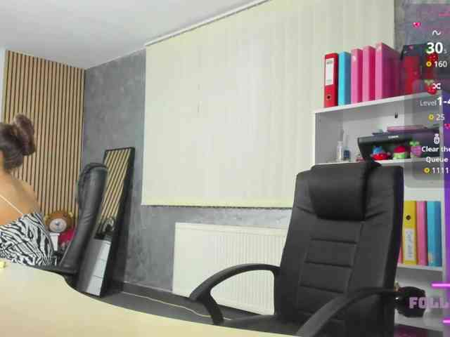 DaryaStars webcam