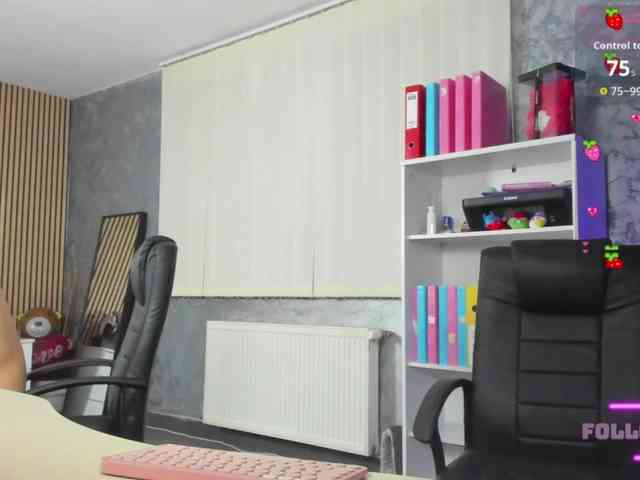 DaryaStars webcam