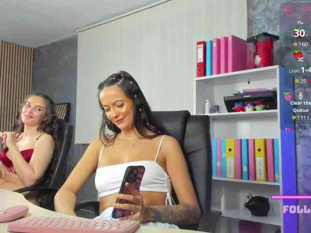 DaryaStars webcam