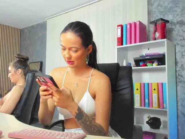 DaryaStars webcam