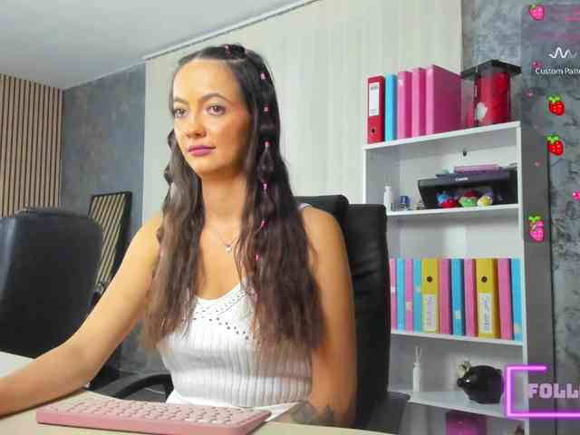 DaryaStars webcam