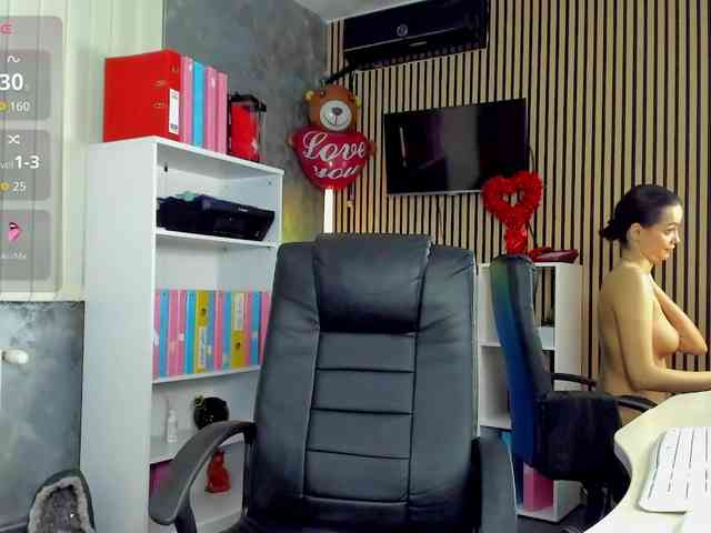 DaryaStars webcam