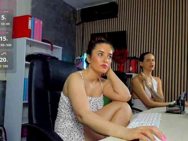 DaryaStars webcam