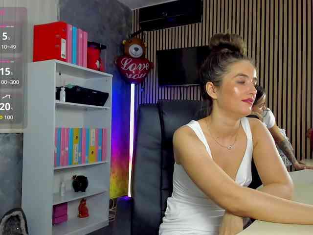 DaryaStars webcam