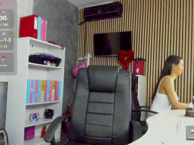 DaryaStars webcam