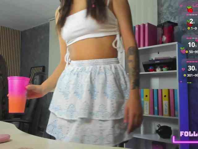 DaryaStars webcam