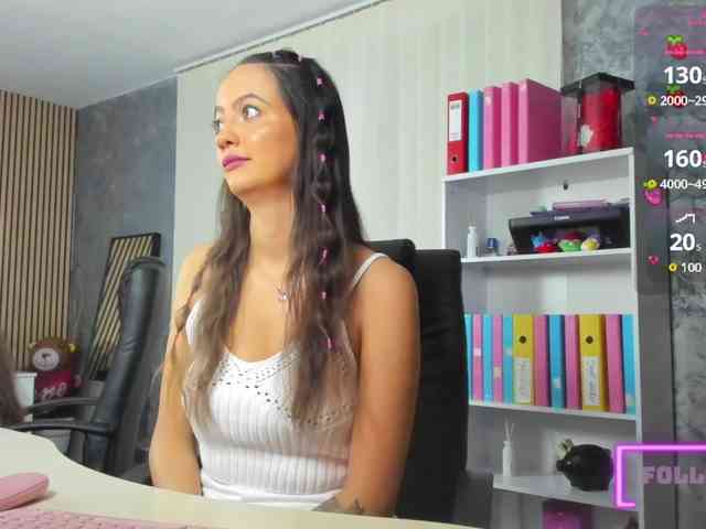 DaryaStars webcam