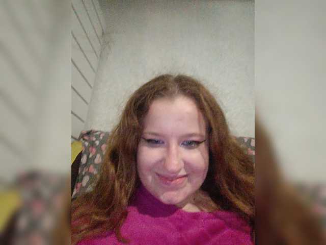 Solnyshko3331 live cam on BongaCams