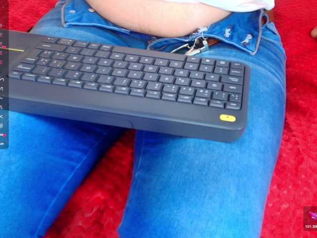 moxa-hot live cam on BongaCams