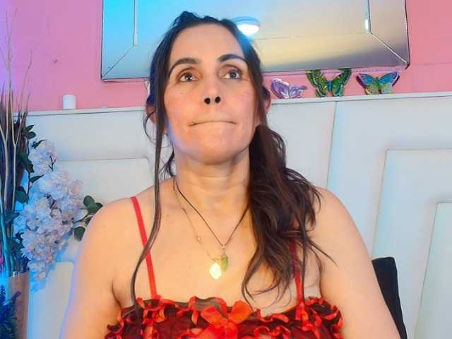 moxa-hot live cam on BongaCams