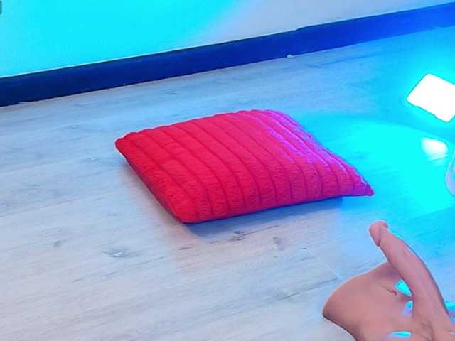 moxa-hot live cam on BongaCams
