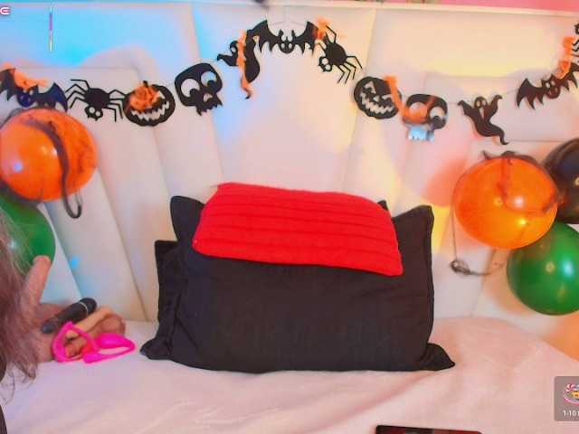 moxa-hot live cam on BongaCams