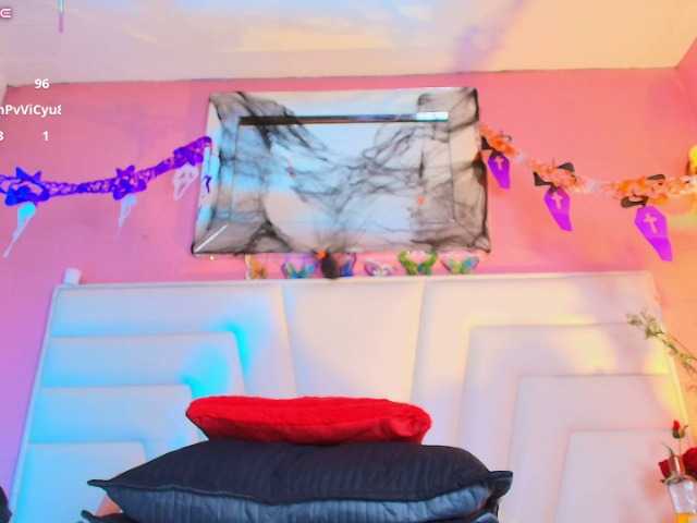 moxa-hot live cam on BongaCams