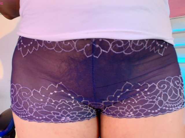 moxa-hot live cam on BongaCams